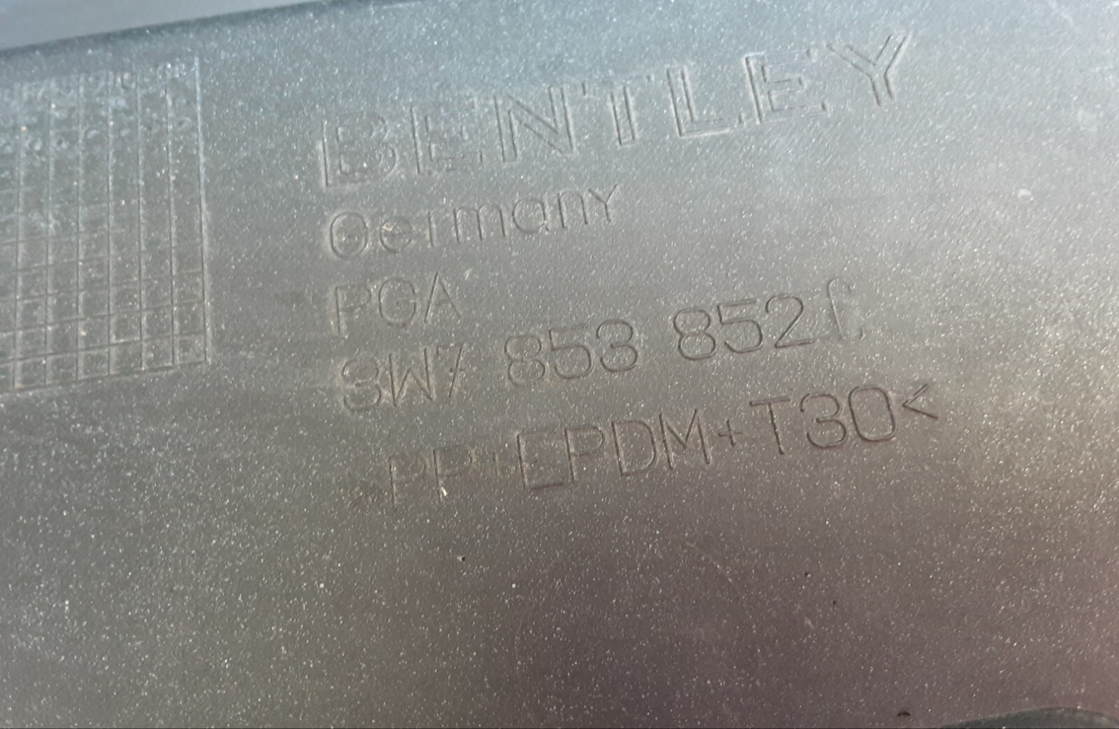 07-12 Bentley Continental GTC Right Passenger Side Skirt Rocker Panel OEM (10)