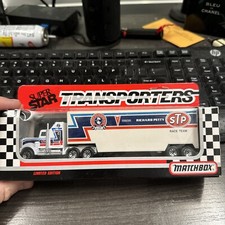 Matchbox Super Star Transporter Richard Petty Team