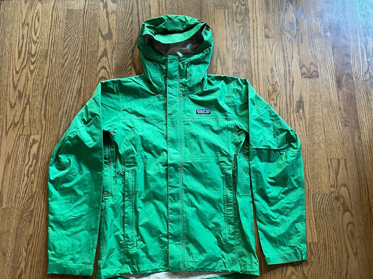 green patagonia rain jacket