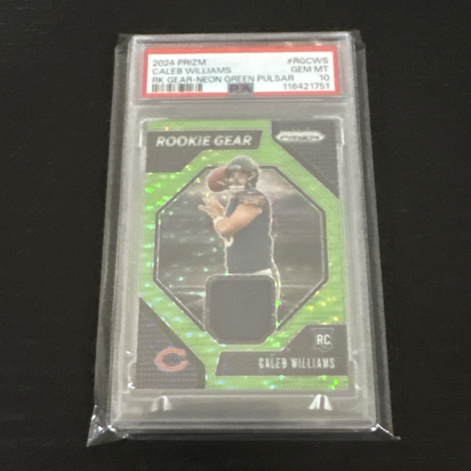 2024 Prizm Rookie Gear #RGCWS Caleb Williams Neon Green Pulsar PSA10