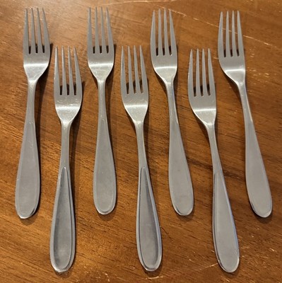 HAMPTON SILVERSMITHS MESSINA 235 DINNER FORKS Set of 7 Stainless Flatware