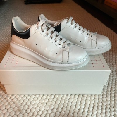 alexander mcqueen sneakers men, good condition. SIZE 8 Us mens.