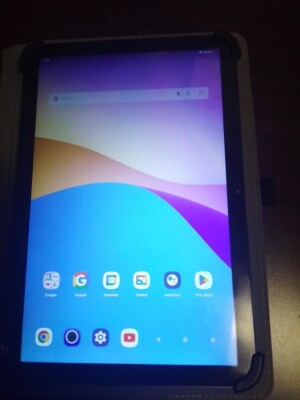 Used Digiland DL1050 10.1'' 32GB gray tablet bundle.  IN EXCELLENT CONDITION! 