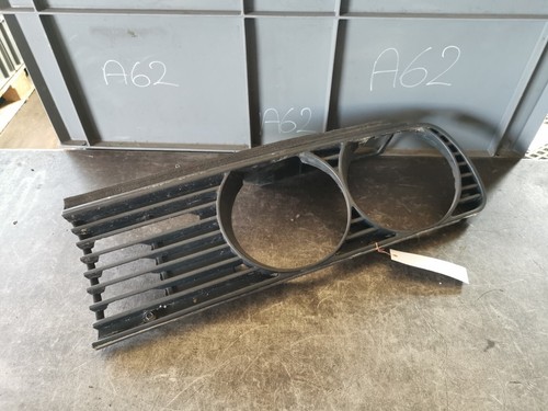 BMW E30 Scheinwerferblende Ziergitter Kühlergrill Links 1876091 Grill Original