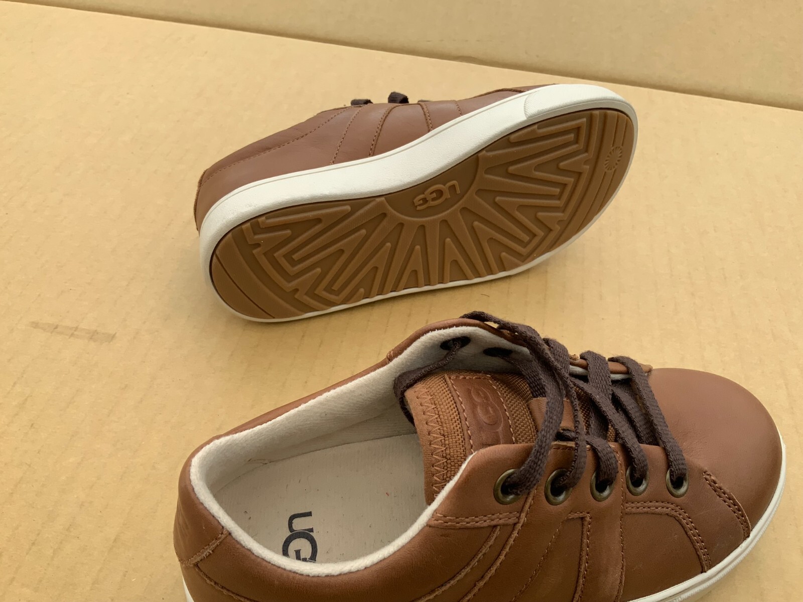 UGG Boy's Marcus Leather Trainers Chestnut UK 12k / eu30 New rrp £65 image 7