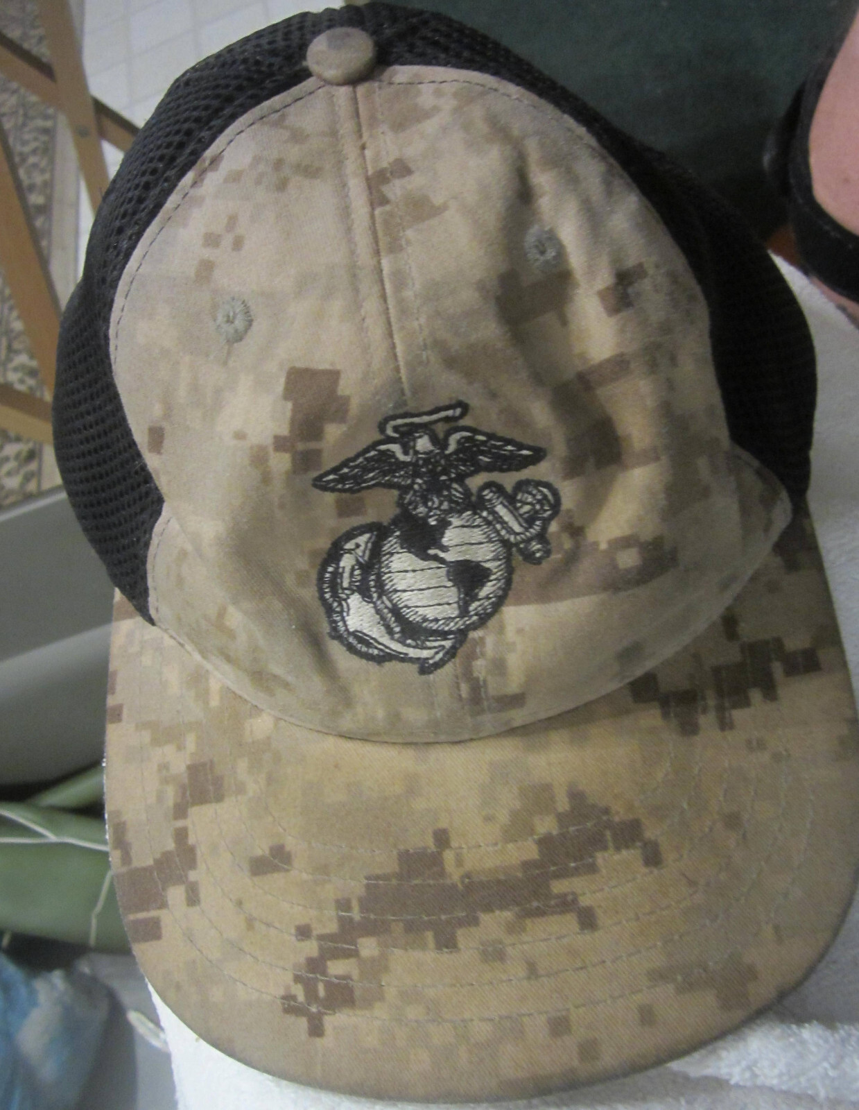US Marines Adjustable Camo Baseball Cap with Distressed Logo