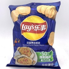 Lays Roasted Garlic Oyster Flavor Chips 70g�...