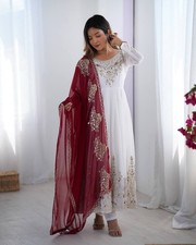White Heavy Georgette Long Suit Set with Premium Multi-Thread Embroidery Work