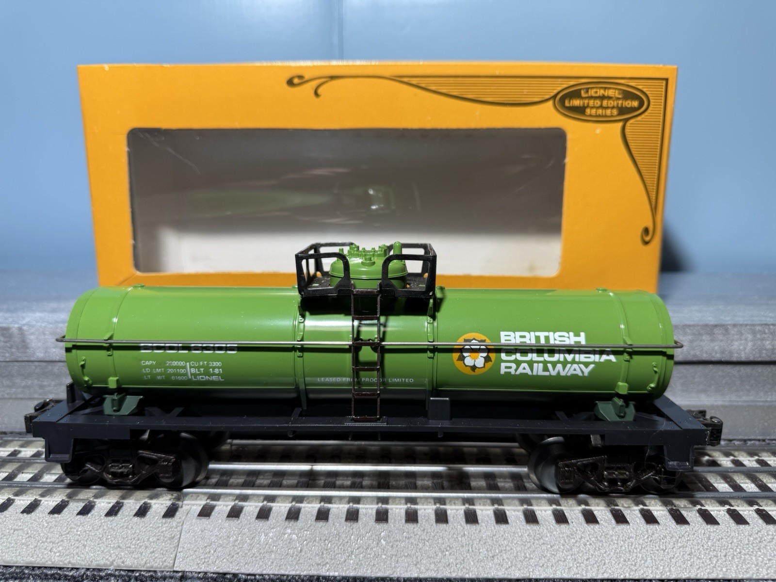 Click here to see eBay Auction