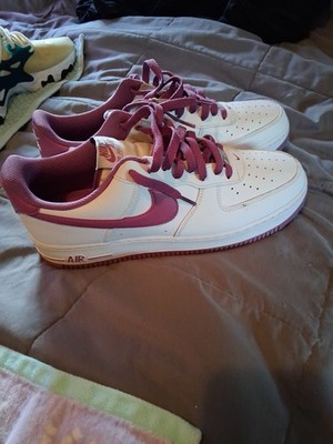 NIKE Men's Air Force 1 '07 Low White Light Bordeaux (size 12) DH7561 101