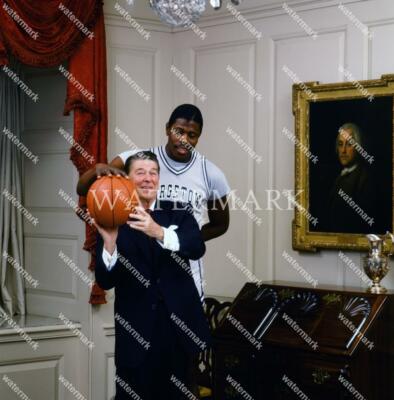 EH276 Patrick Ewing Ronald Reagan Georgetown Hoyas Pack 8x10 11x14 16x20 Photo