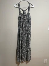 Old Navy Black Floral Maxi Dress L Boho Vacation Travel Poolside Resortwear 