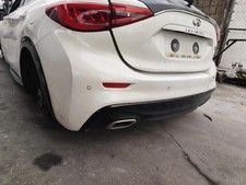Pare-choc arrière Infiniti Q30