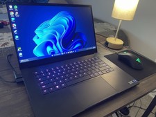 Razer Blade 15 i9-12900H RTX3070Ti 16GB 1TB SSD 240Hz 2K