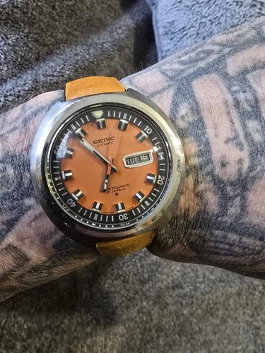 Seiko 6106-7107 UFO / Monster Orange Dial Vintage Diver Watch – Automatic 17J