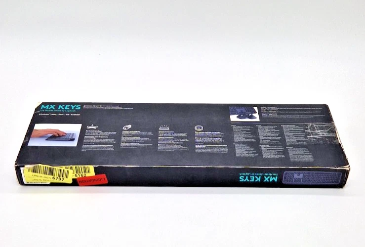 Logitech MX Keys Beleucht. kabellose Tastatur, beschädigt Pfeiltaste oben fehlt! - Bild 2 von 4