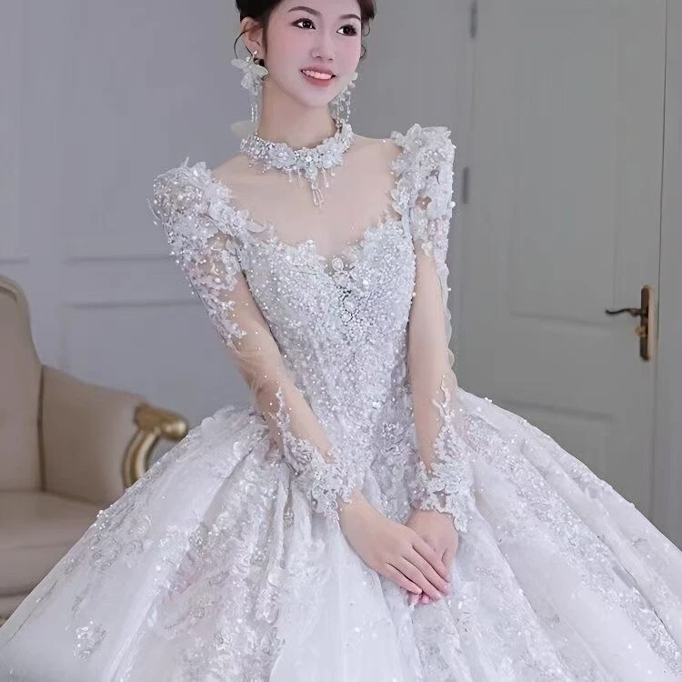 2025 Nueva Llegada Vestido de Novia Vestido de Novia Envío Rápido Personalizar Talla Servicio Foto 4 de 4