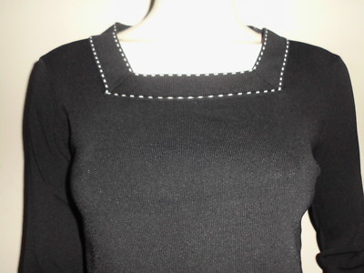 PULL LEGER FEMME DEBBIE MORGAN NOIR DETAIL BLANC SUR LE COL T:S