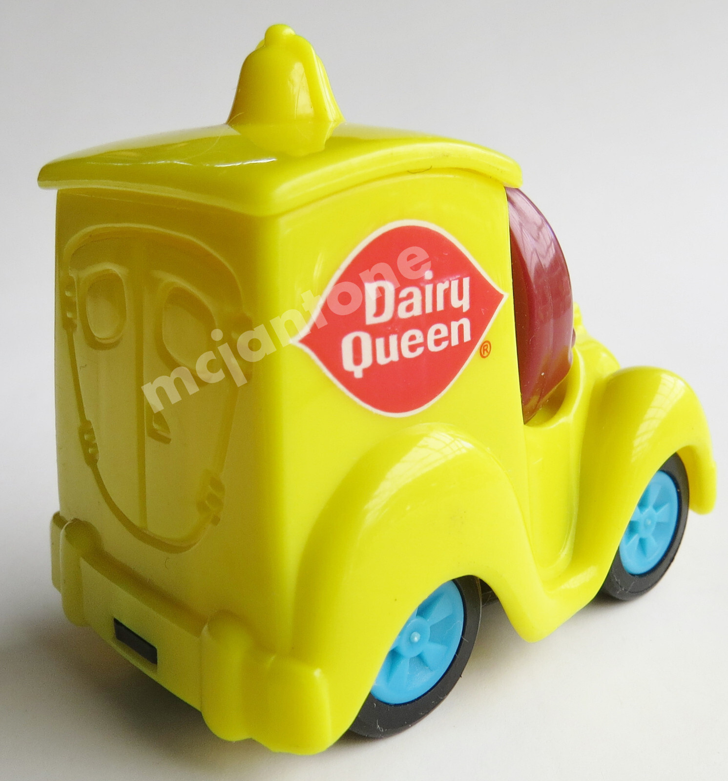 Dairy Queen 1998 TREATS ON WHEELS Dilly Bar Sundae Blizzard Car YOUR