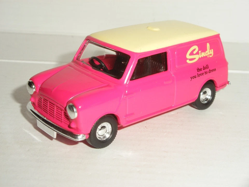 Lledo Vanguard Promotional - VA01423 Austin Minivan Sindy - NEW - Image 4 of 4