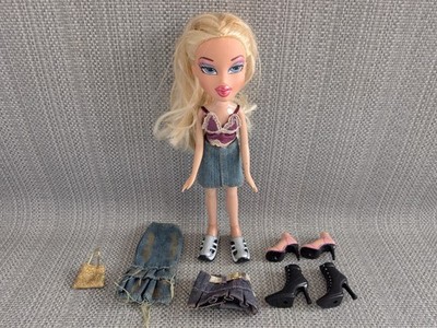 Bratz MGA Puppe Cloe 2001 Vintage Y2K mit Kleidung, Schuhen & Tasche