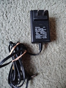 iHome S015AU0750200-7.5V AC/DC Adapter Black 