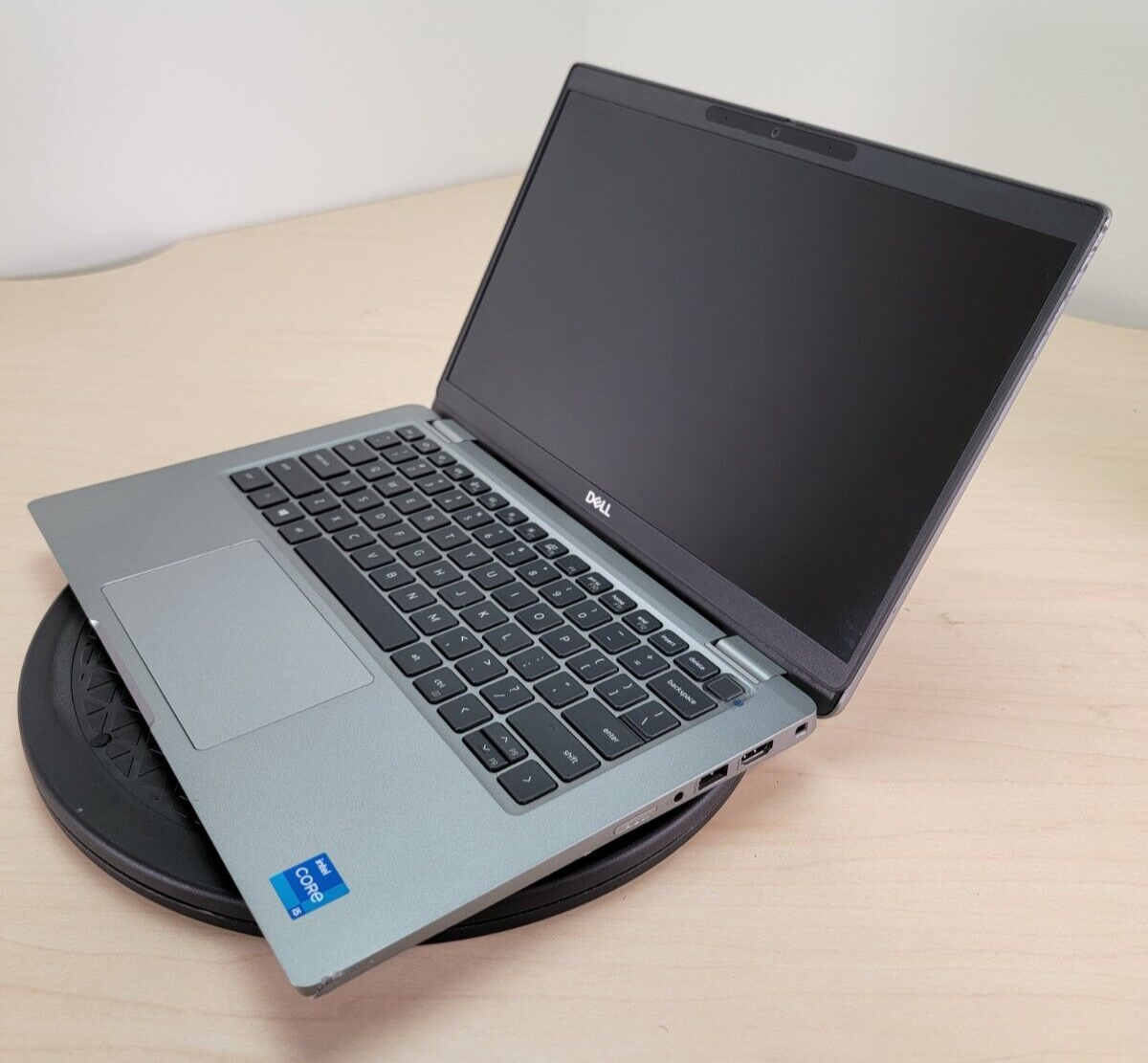 Dell Latitude 5320 Laptop Intel i5-1145G7 16GB RAM No Drive Dell Latitude 5320 Laptop Intel i5-1145G7 16GB RAM No Drive