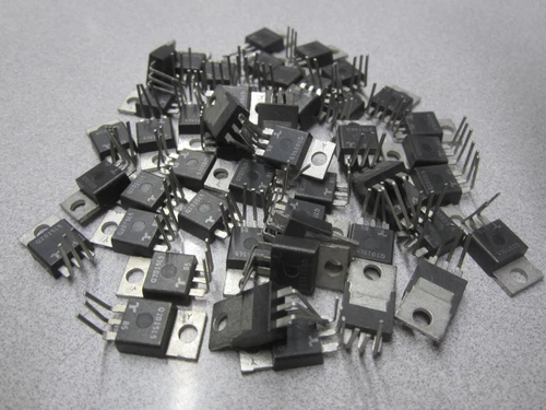 50 pcs Q2015L5 TECCOR Thyristor TRIAC Triacs 200V 15A 80-80-80mA