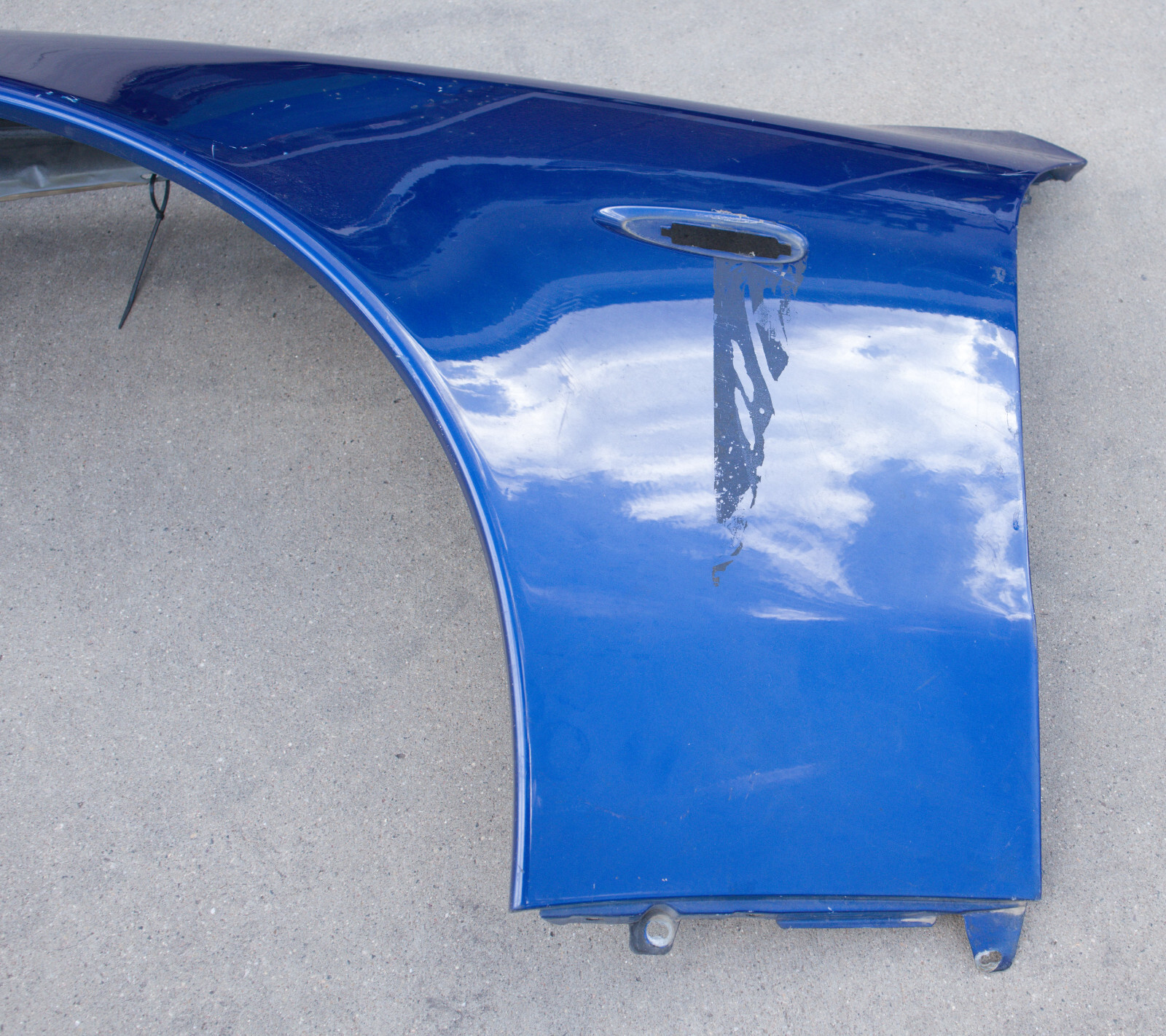 Used 65966900 left front fender Maserati M138 Coupe Spyder 4200 GT OEM