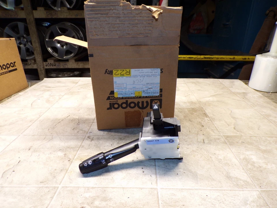 *NUEVO* GENUINO MIOPAR 1994-1996 JEEP CHEROKEE COMBINACIÓN FARO INTERMITENTE Foto 2 de 4