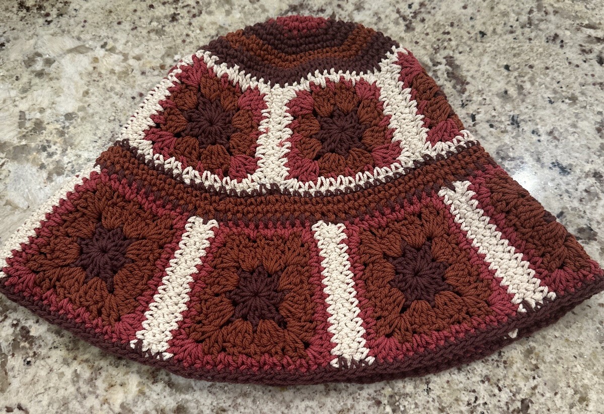 Lucky Brand Crochet Bucket Hat - NWT Lanie Bucket Hat in Flower Ecru Crochet – The Sak main image 3