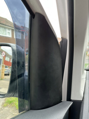VOLKSWAGEN CADDY 2004-2020 - INTERIOR TRIM COVER CAP FRONT LEFT DOOR - NEW