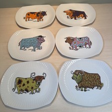 Complete Collection of 6 Beefeater Steak Plates Made In England. Retro Vintage