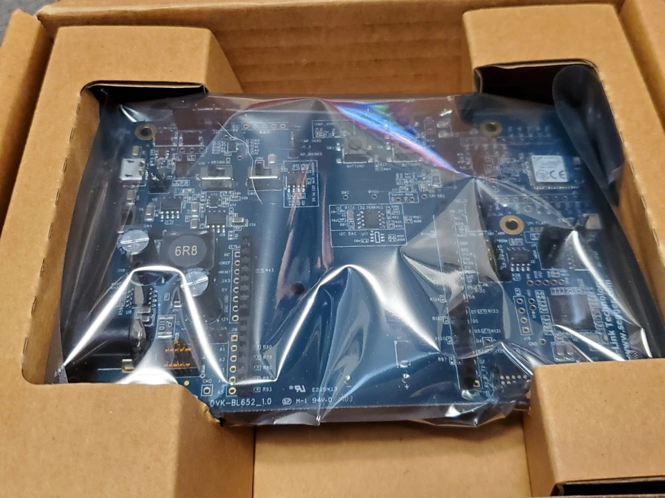 Laird Bluetooth 2.4GHz Transceiver Development DVK-BL652-SA-01 & DVK-BL652-SC-01 - Image 3 of 4