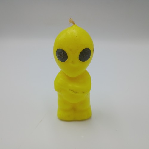 Vintage 1990’s Neon Yellow Wax Big Eye Head Alien UFO Candle Figurine RARE