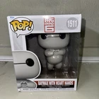 Funko Pop! Vinyl Super 6 in: Disney - Baymax with Heart Hands #1511