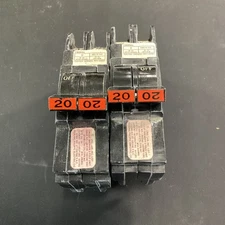 Lot Of 2 FPE Federal Pacific 20 Amp 2 Pole NC220 Stab-Lok Breaker THIN NC 🟡