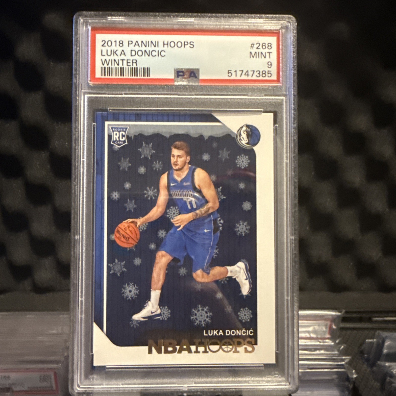 2018 Panini Hoops Luka Doncic Winter RC Rookie #268 PSA 9 MINT