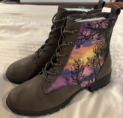 ART Sun & Stone Hand Painted Tan Suede Leather Man Made Boots Size 8 Womens