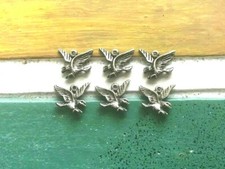 AMERICAN SYMBOL OF USA. 2 BALD EAGLE THREE DIMENSIONAL PEWTER CHARMS ALL NEW