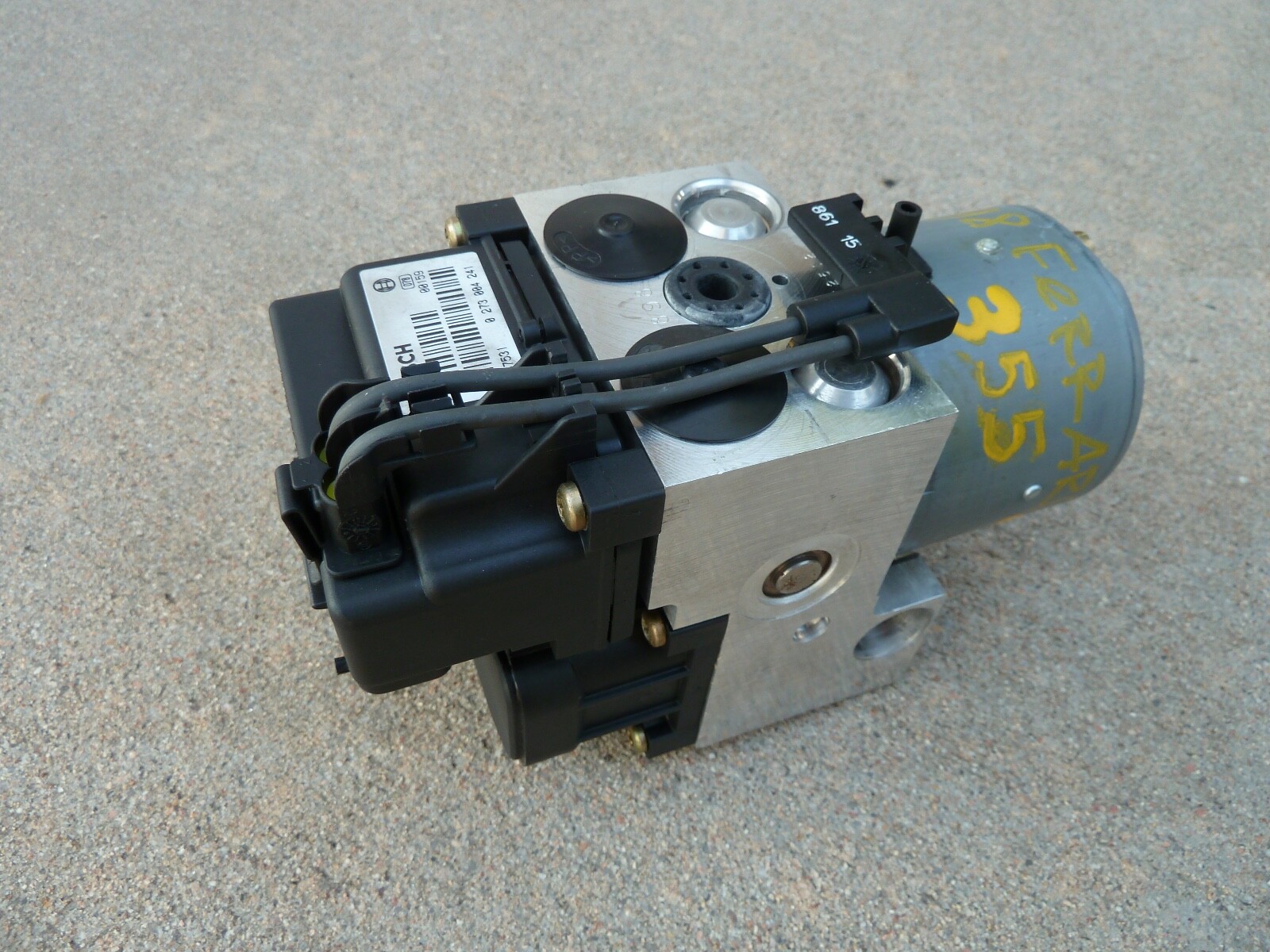 98 Ferrari 355 Anti Lock Brake Pump ABS Control Unit Bosch System P/N 170637