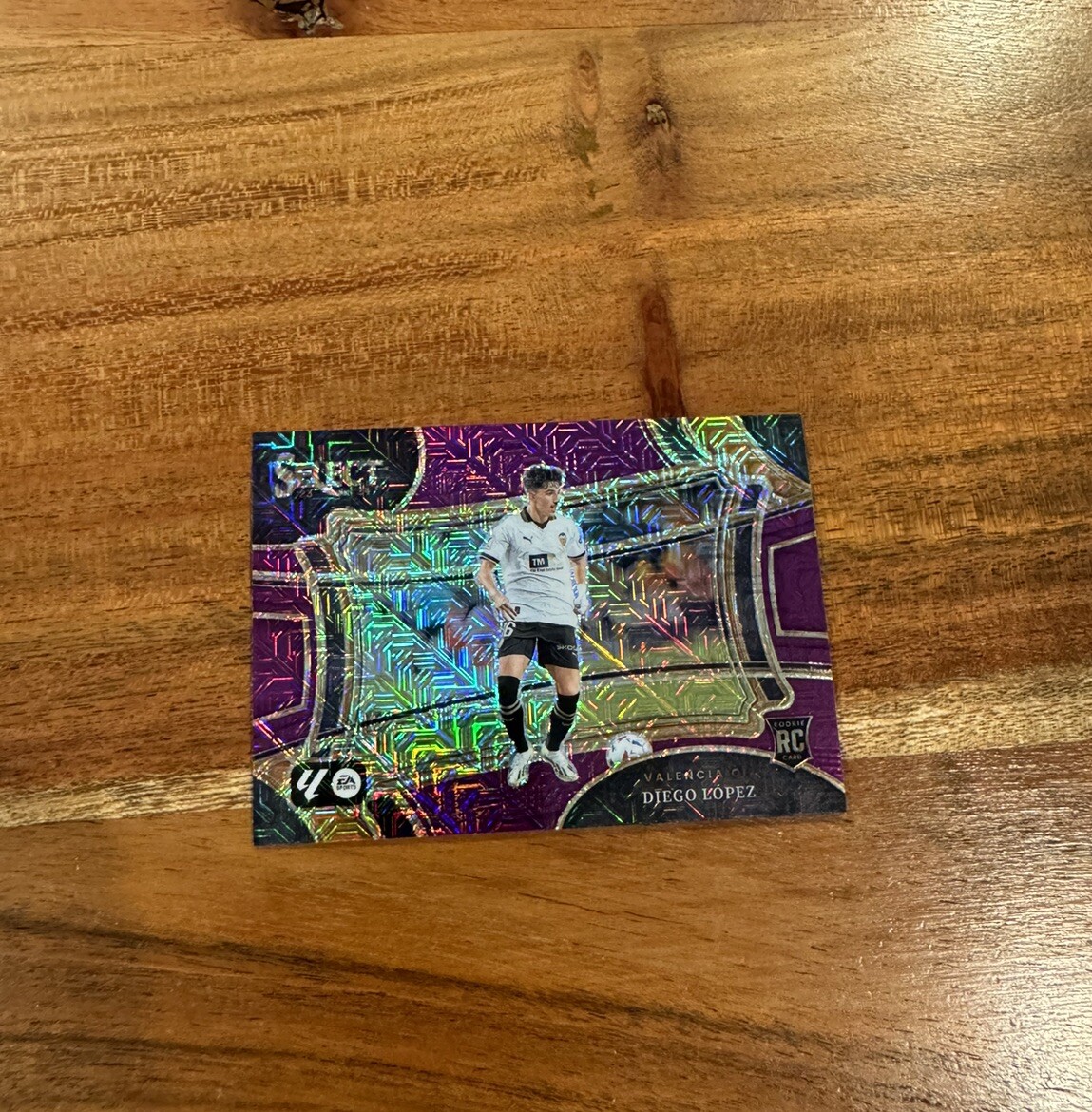 Diego Lopez 2023-24 Panini Select Liga Purple Mojo Prizm Field SSP