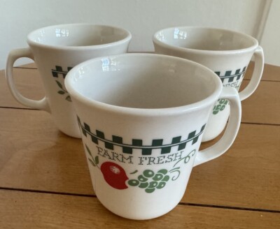 3 Corelle Farm Fresh Green Checkered Coffee Tea Mugs Cups Apples Pears Grapes