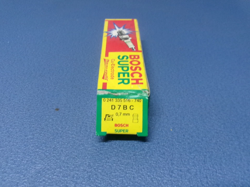 Zündkerze 4 Sück Bosch D 7 BC 0,7 mm Ford Capri, Consul Granada 0 241 335 516 - Bild 2 von 2