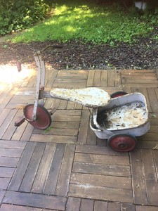 dinky tricycle