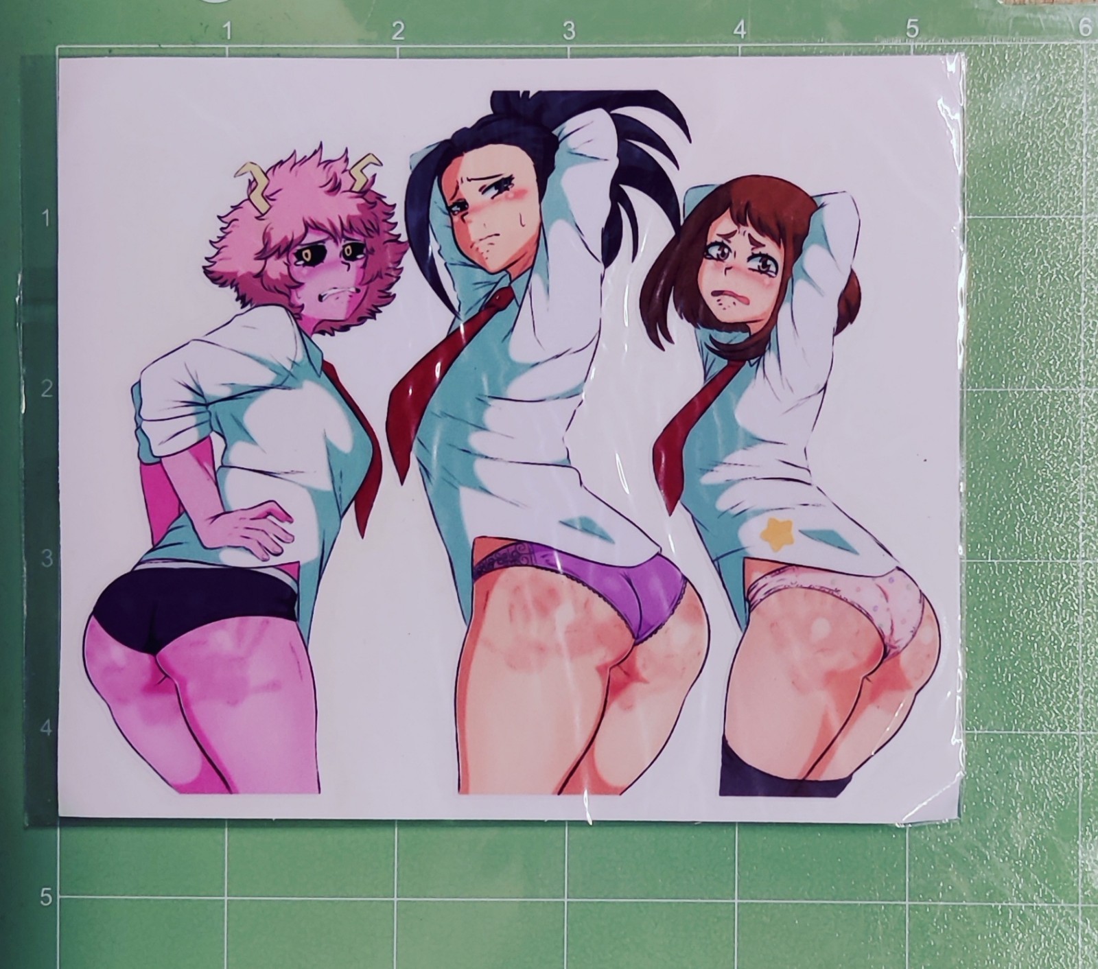 Sexy Mina Ashido, Momo Yaoyorozu y Ochaco Uraraka. calcomanía vinilo pegatina