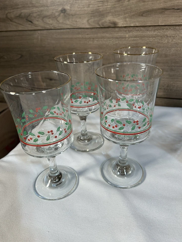 Juego de 8 vasos cáliz de acebo y bayas colección navideña Arby’s 1987 de colección Foto 4 de 4