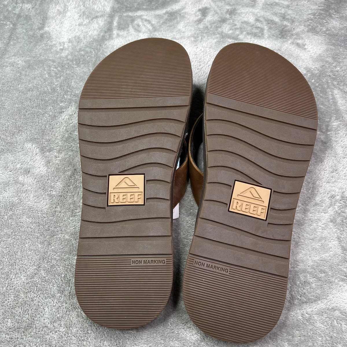 Reef Ojai Classic Thong Sandals Mens 13 Dark Brown Leather  display picture 2