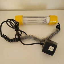 BAYCO SL-676 13 WATT FLUORESCENT WORK LIGHT SPOTLIGHT 25 FT 18/2 SJT CORD (C12D)