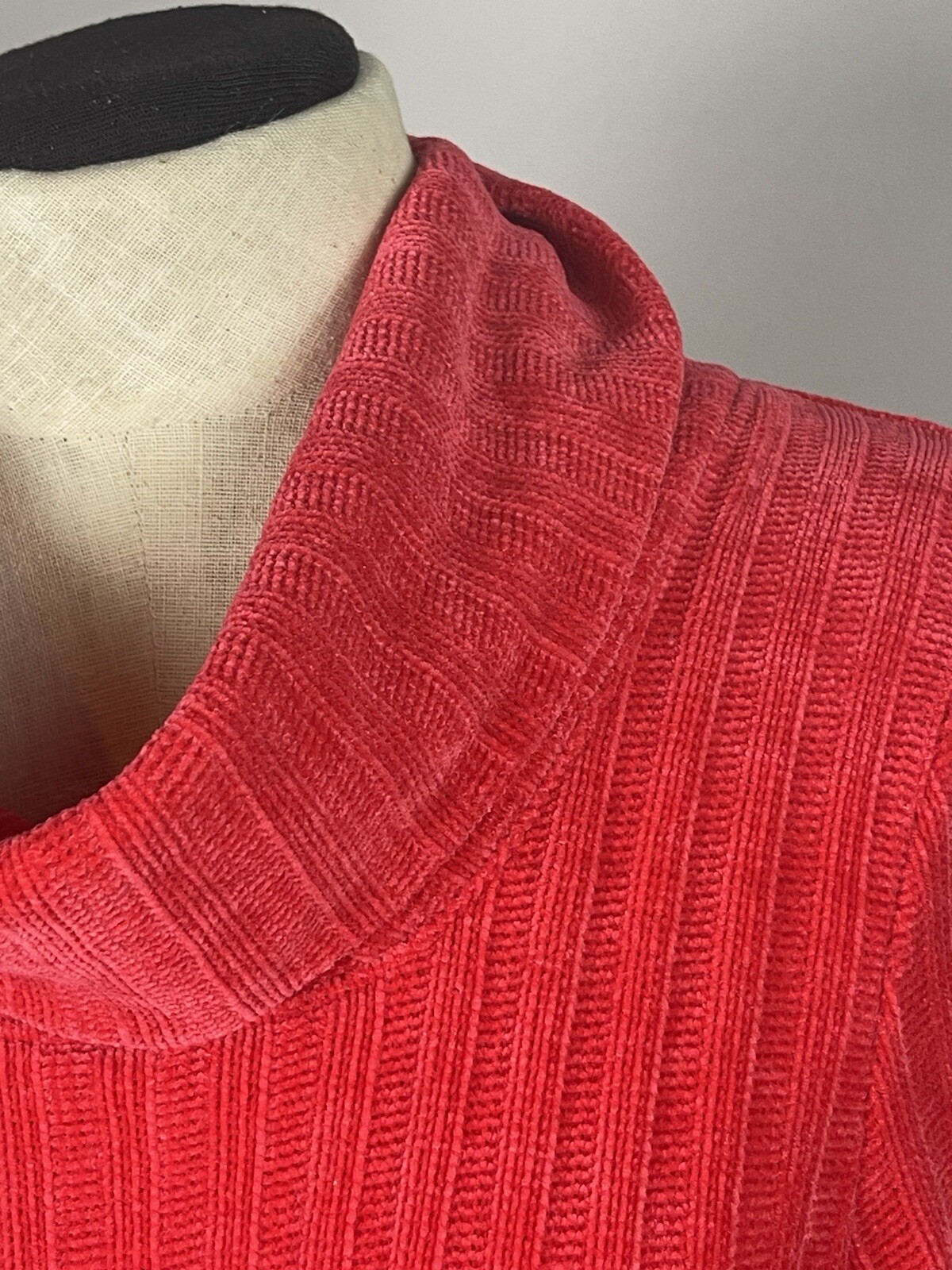 RUBY RD. Medium petite RED Ribbed CHENILLE Cowl N… - image 2